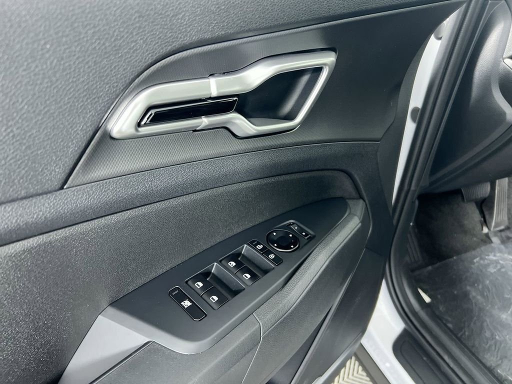 New 2026 Glacial White Pearl Kia LX image 16