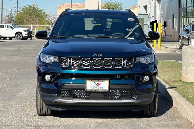 New 2026 Fathom Blue Pearl-Coat Exterior Paint Jeep Limited image 8