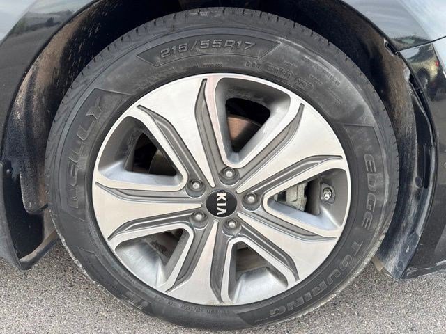 Used 2017 Aurora Black Kia EX image 18