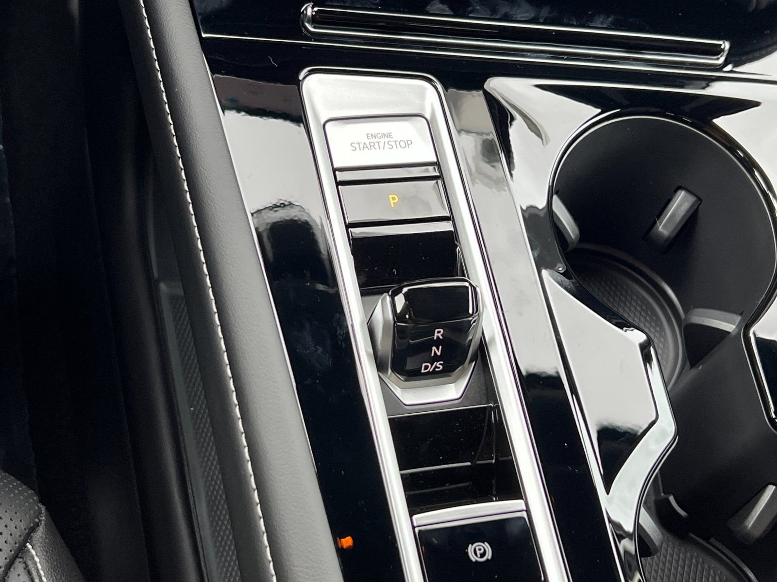 2026 Volkswagen Atlas Cross Sport SEL - Photo 21