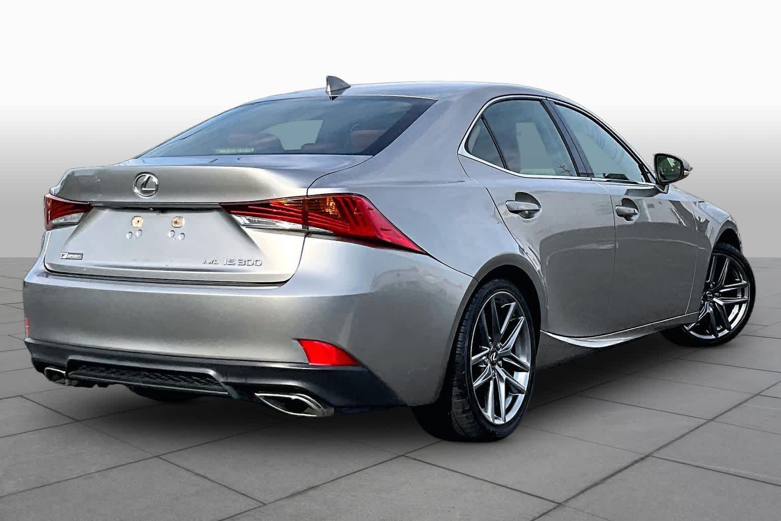 Used 2017 Atomic Silver Lexus  image 13