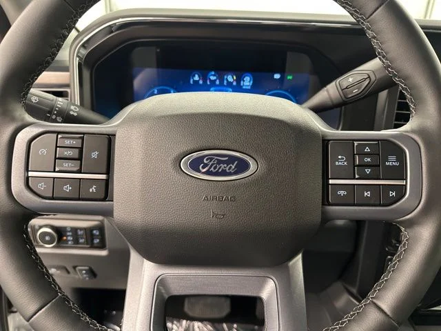 New 2026 Star White Metallic Tri-Coat Ford F-350® Lariat® image 47