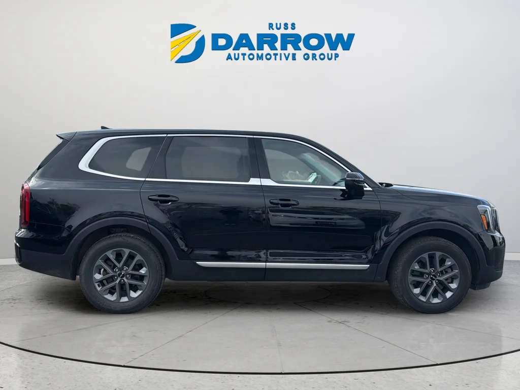 Used 2024 Black Kia LX image 6