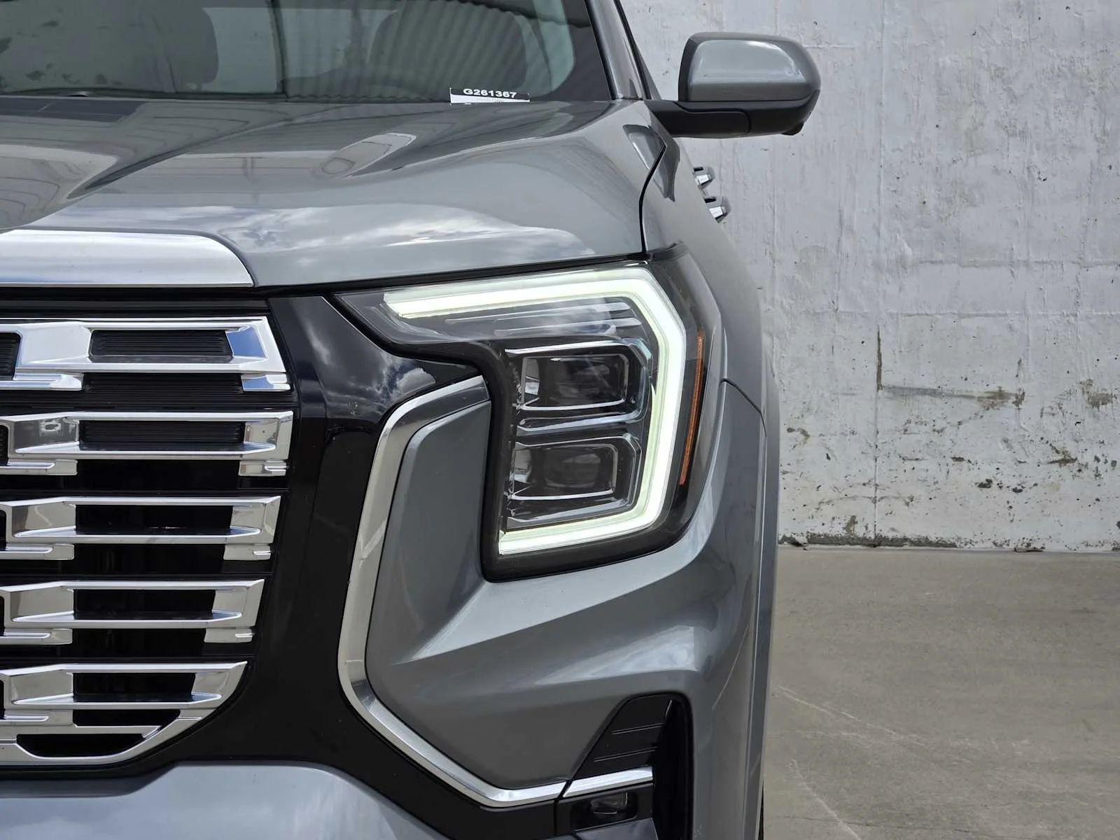 New 2026 Sterling Metallic GMC Denali image 5