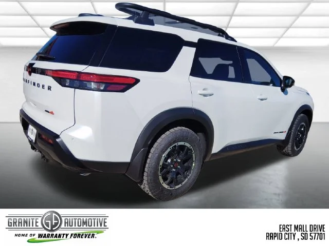 New 2026 Everest White Pearl TriCoat Nissan Rock Creek® image 5