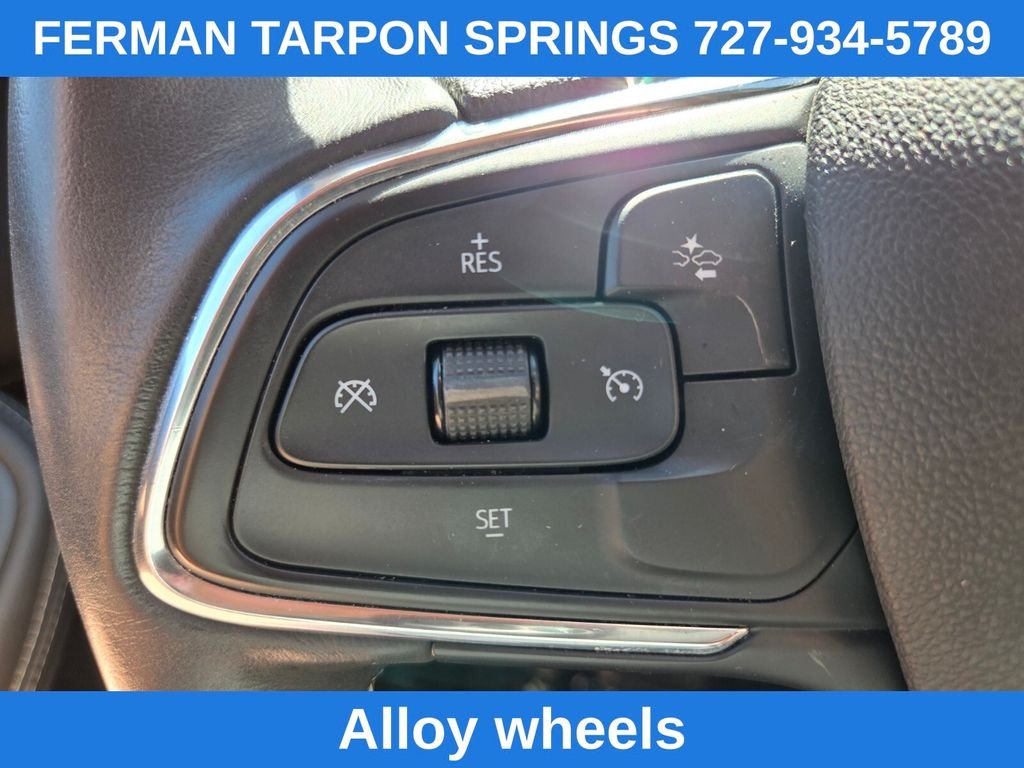 Used 2023 Red Buick Select image 32