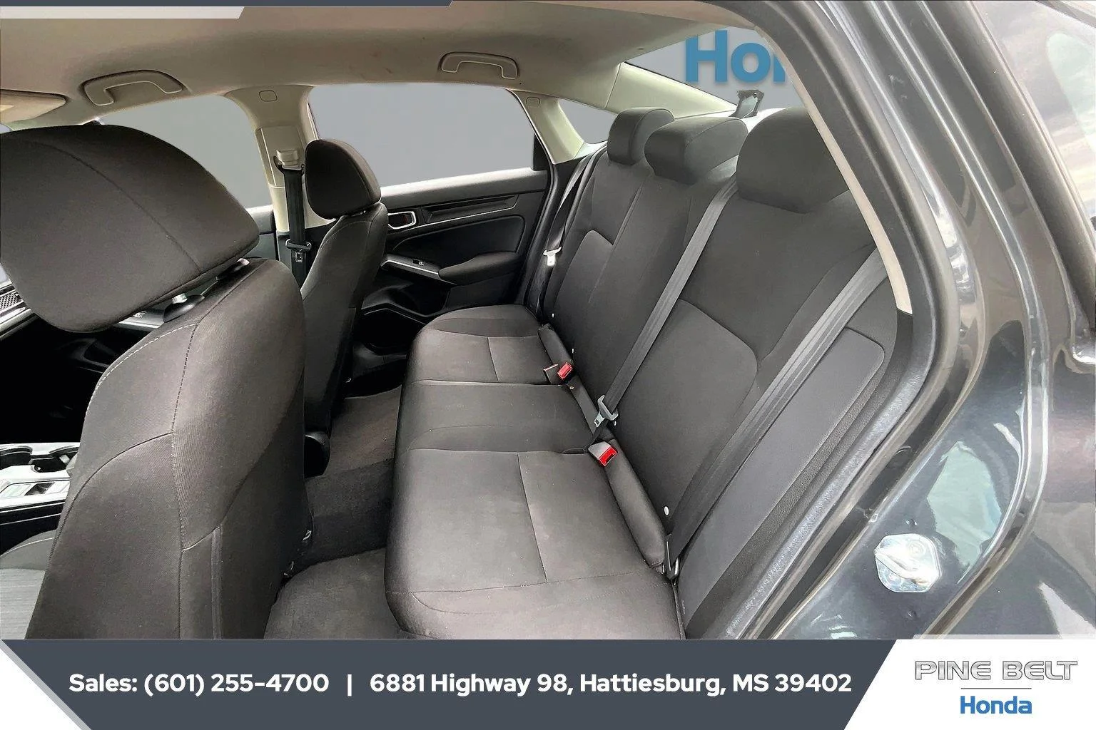 Used 2025 Meteorite Gray Metallic Honda LX image 19