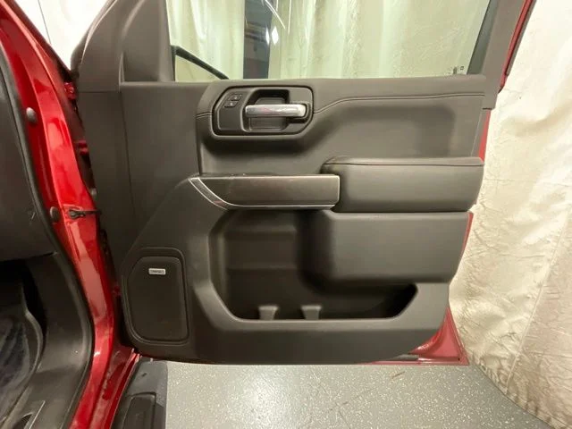 Used 2021 Red GMC AT4 image 22