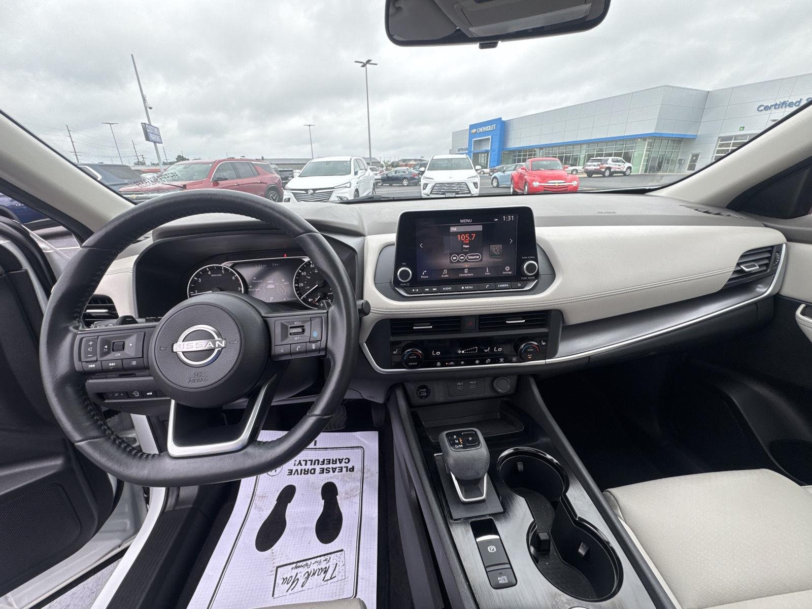 Used 2024 Everest White Pearl Nissan SV image 20