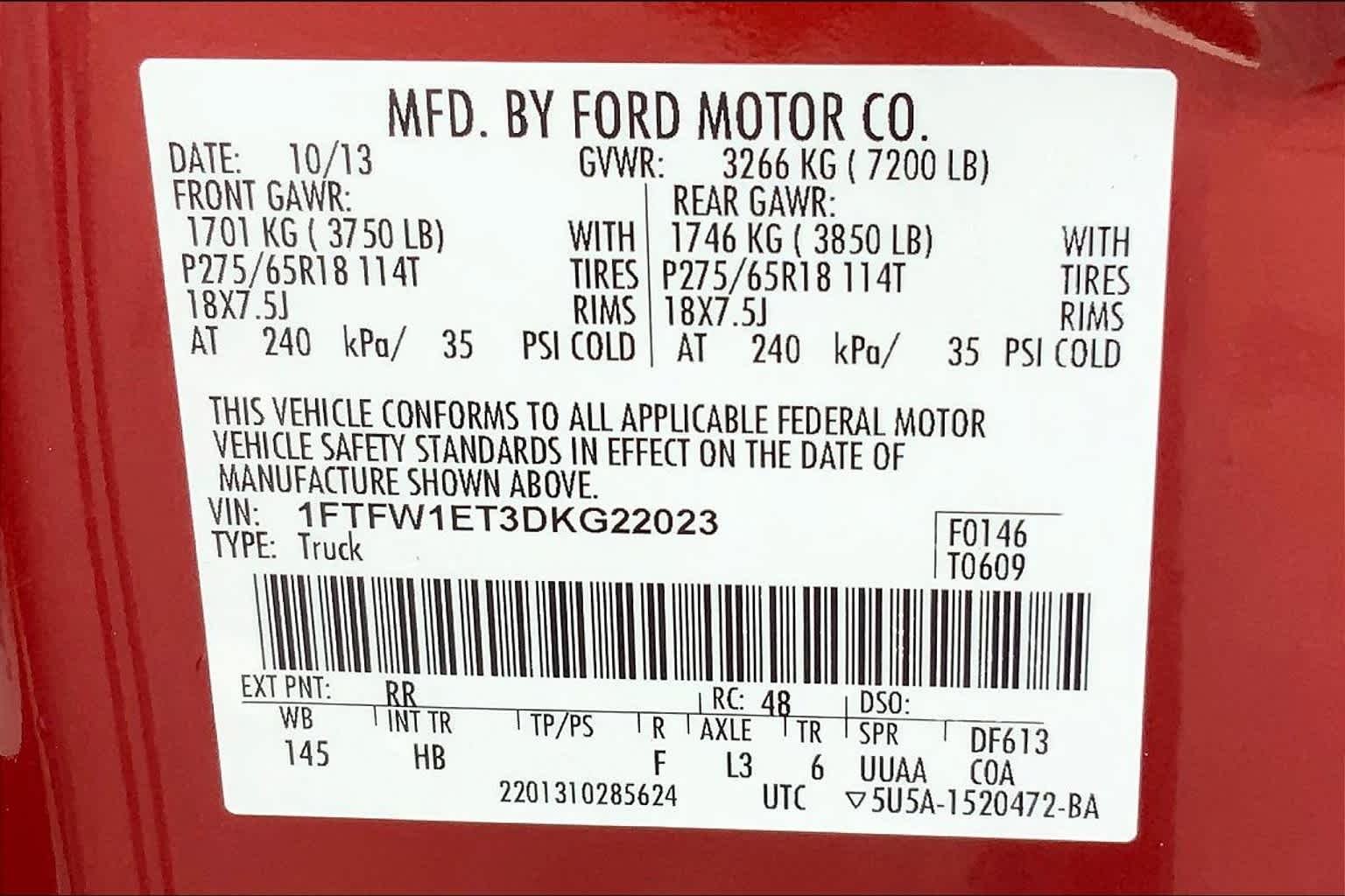 Used 2013 Ruby Red Metallic Tinted Clearcoat Ford Lariat image 31