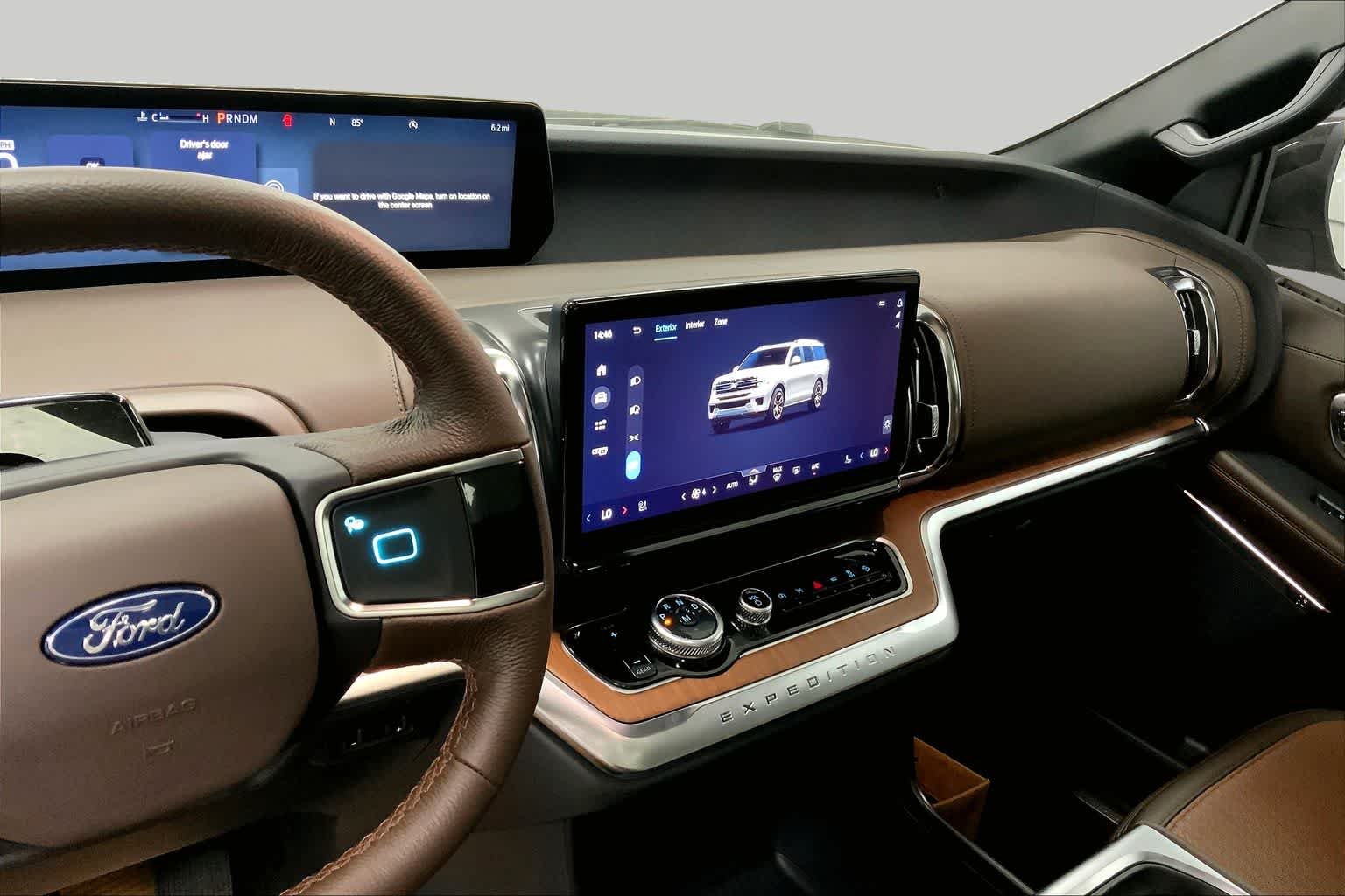 New 2026 Star White Metallic Tri-Coat Ford King Ranch® image 5