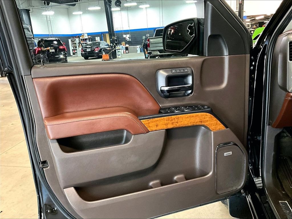 Used 2016 Black Chevrolet High Country image 9