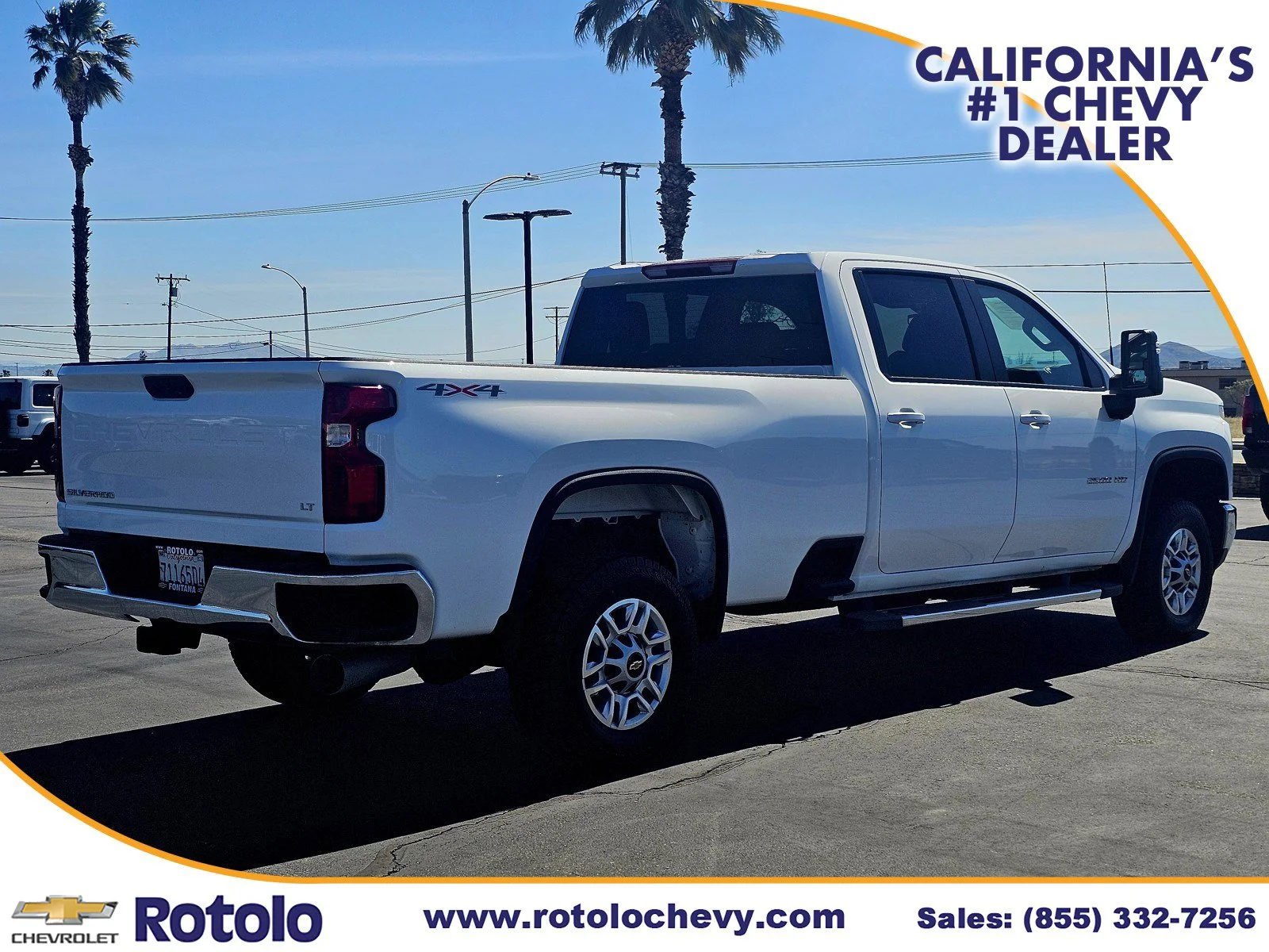 Used 2025 Summit White Chevrolet LT image 7