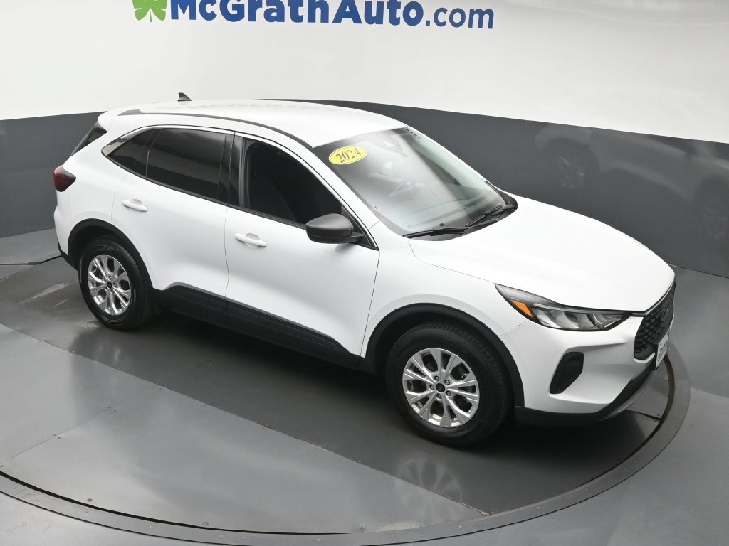 Used 2024 White Ford Active image 3