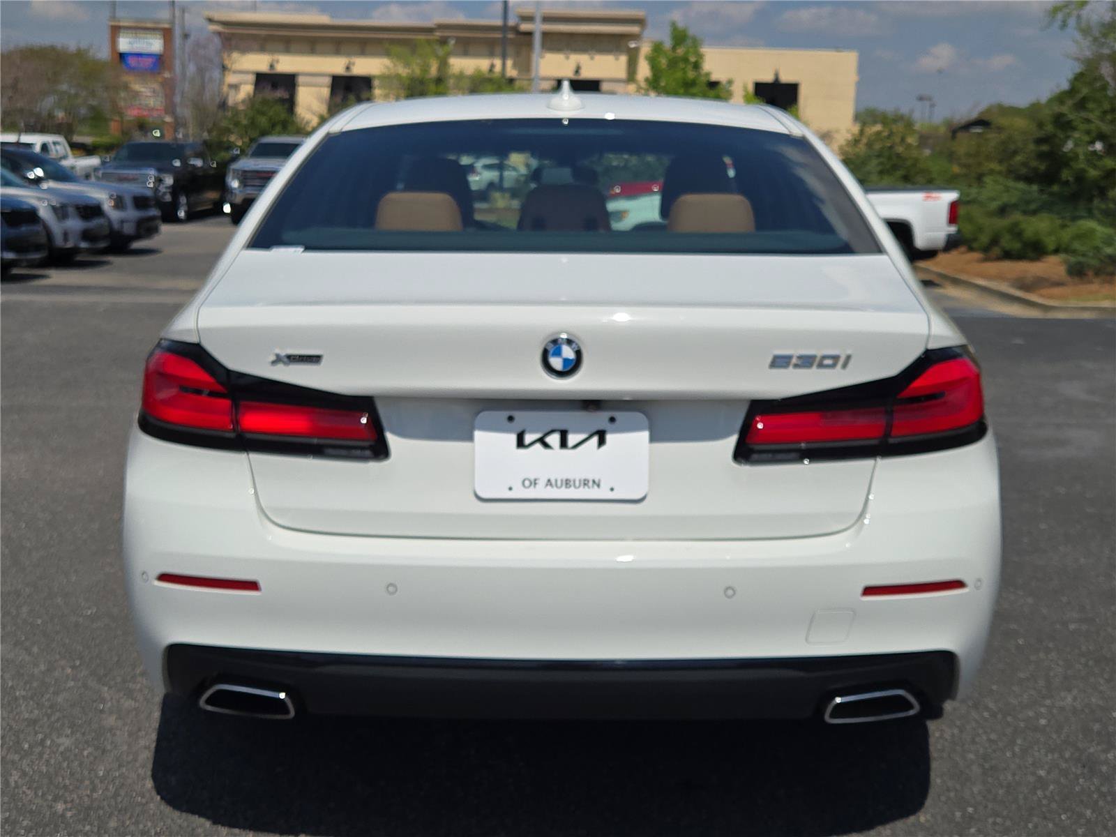 2023 BMW 5 Series 530i - Photo 7