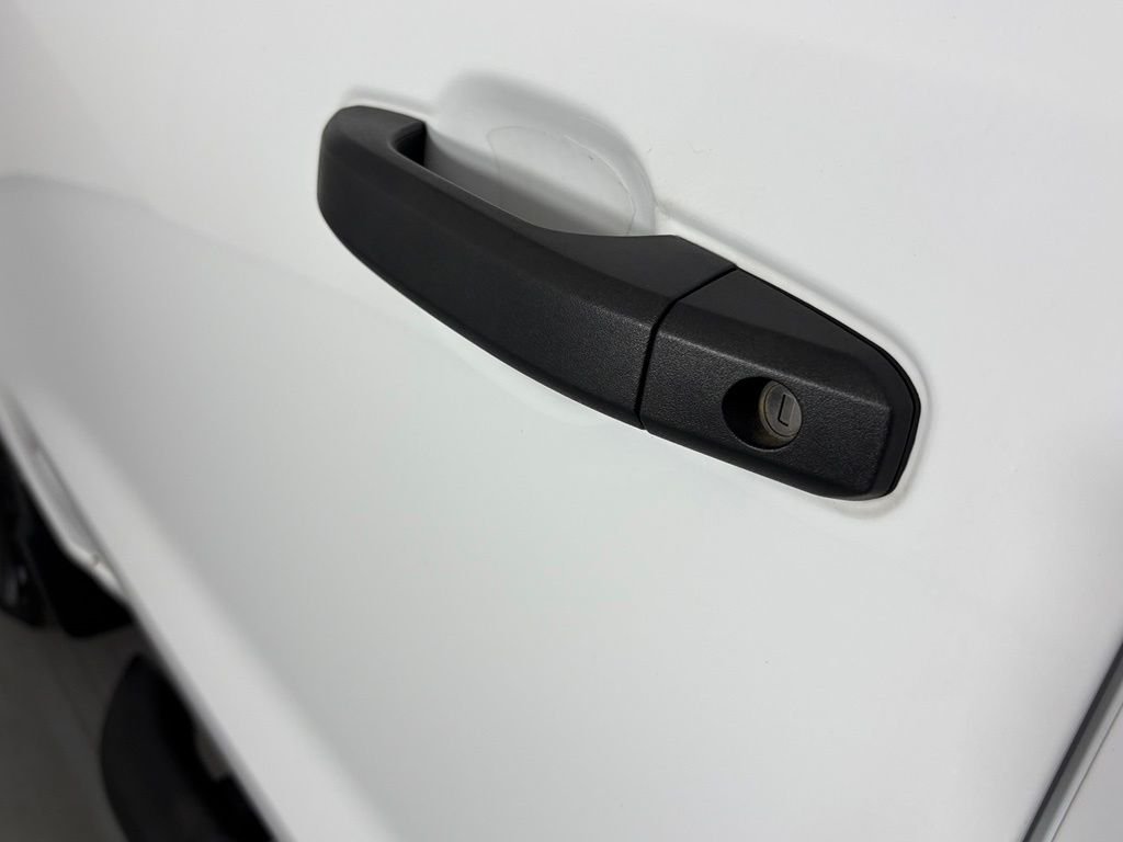Used 2023 White Chevrolet Custom image 15