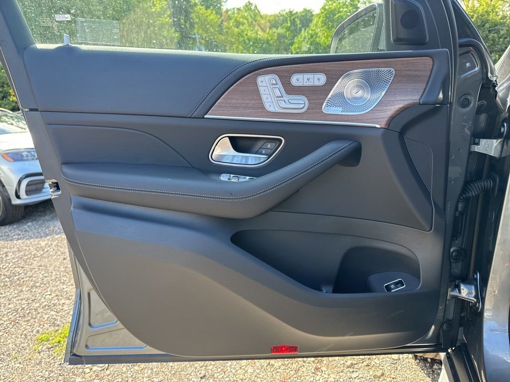 2026 Mercedes-Benz GLS Base - Photo 93