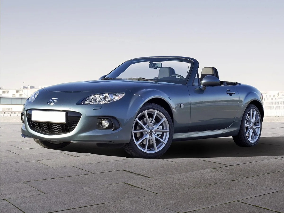 2015 Mazda MX-5 Miata Sport's photo
