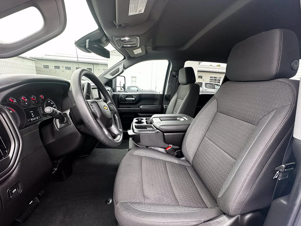 Used 2026 White Chevrolet Custom image 3
