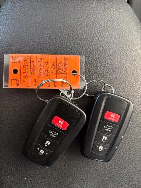 Certified Used 2024 RUBY FLARE PEARL Toyota  image 12