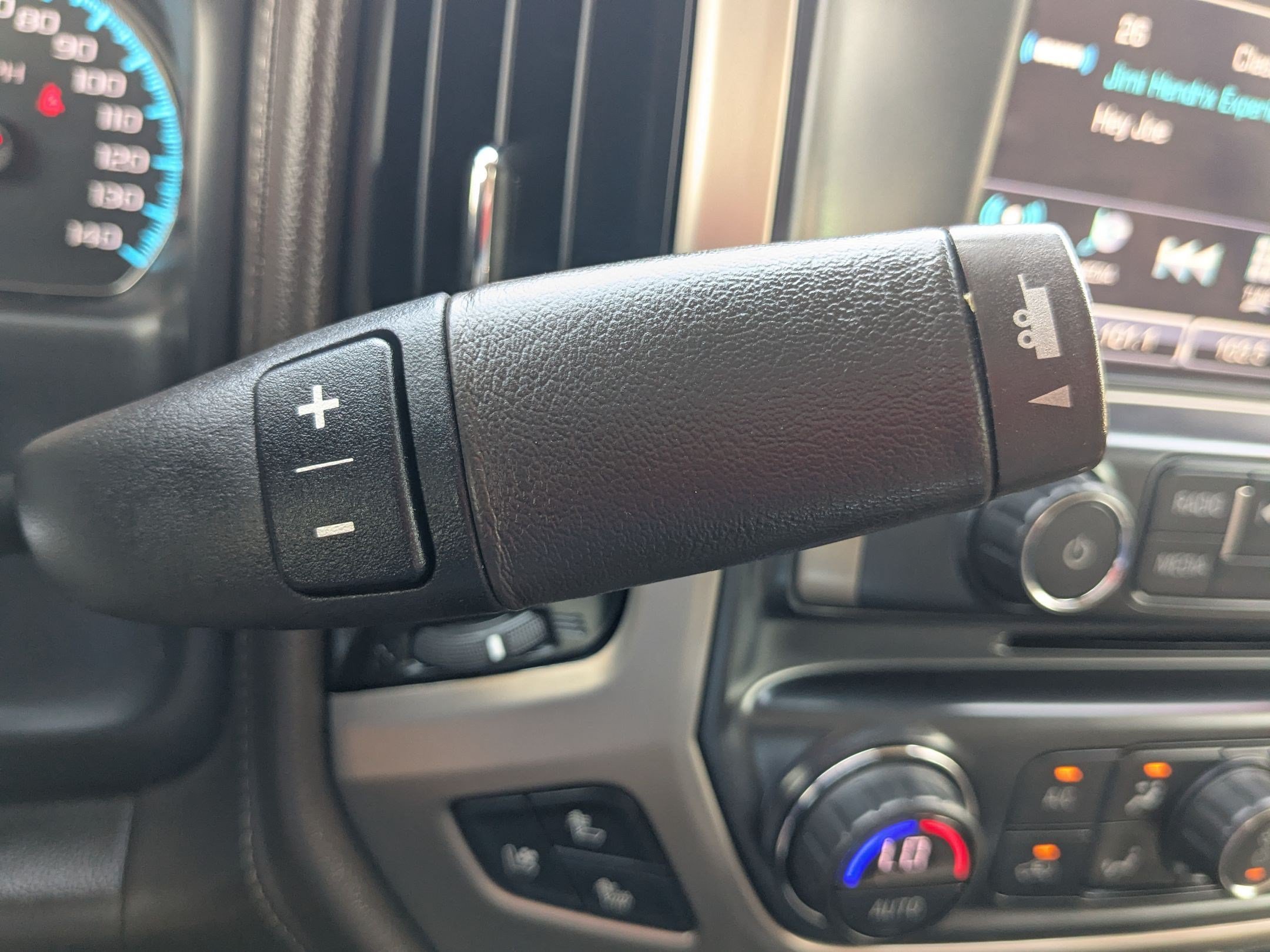 Used 2017 ONYX BLACK GMC Denali image 25