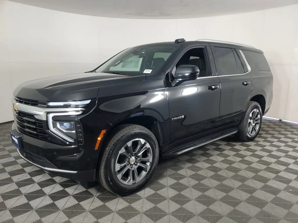 2026 Chevrolet Tahoe LS - Photo 8
