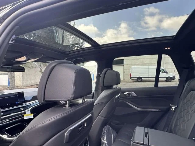 New 2026 Black Sapphire BMW xDrive40i image 11