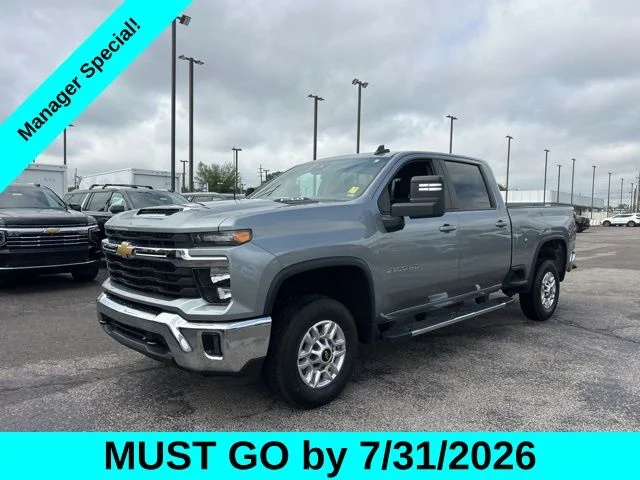 Used 2025 Gray Chevrolet LT image 7