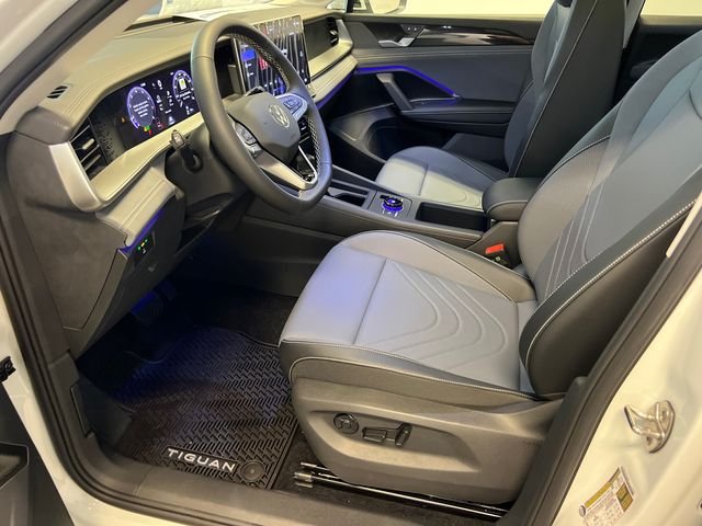 New 2026 White Volkswagen 2.0T SE image 7