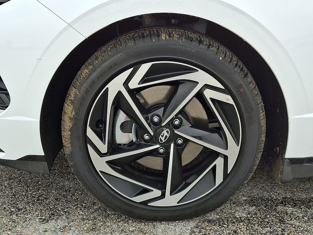 New 2026 White Hyundai SEL Sport image 19
