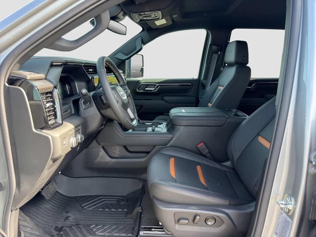2026 GMC Sierra 2500HD AT4 - Photo 9