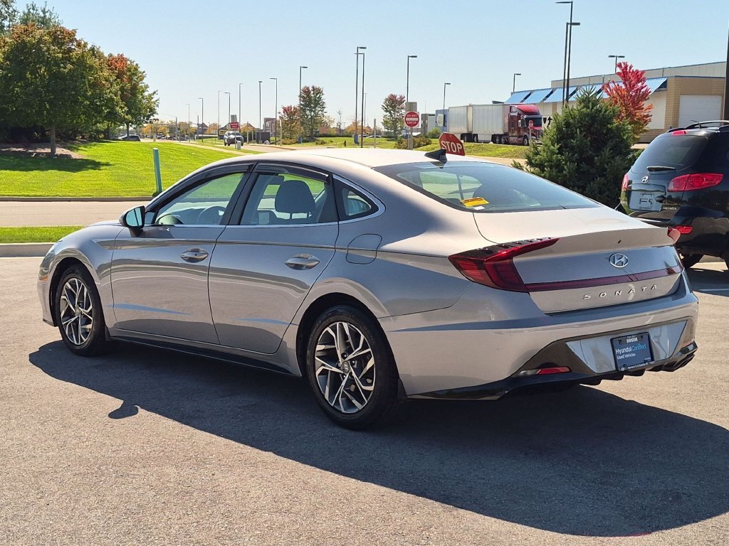 Certified Used 2023 Silver Hyundai SEL image 5