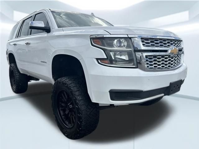 Used 2017 White Chevrolet LS image 3