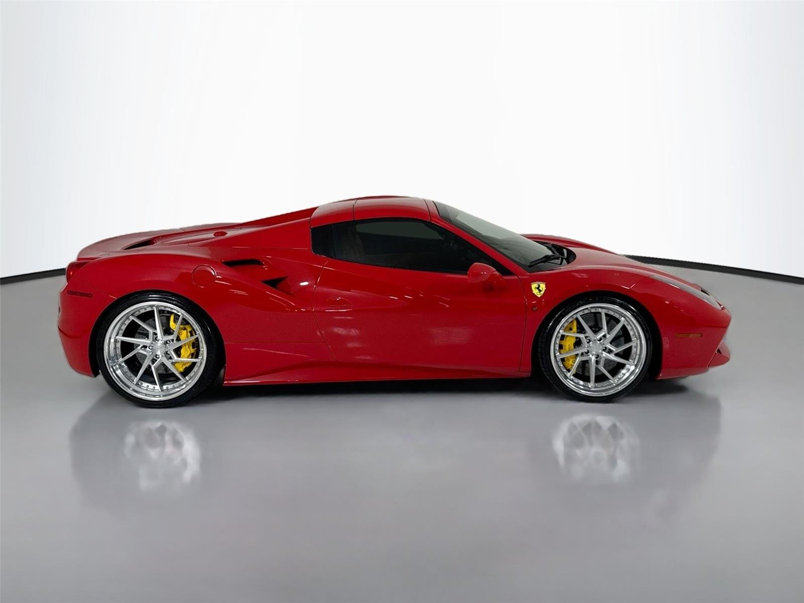 Used 2017 Rossa Corsa Ferrari  image 39