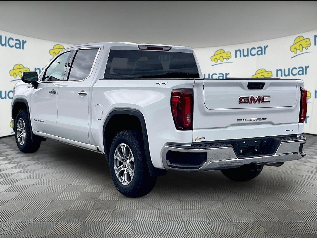 Used 2025 Summit White GMC SLT image 4