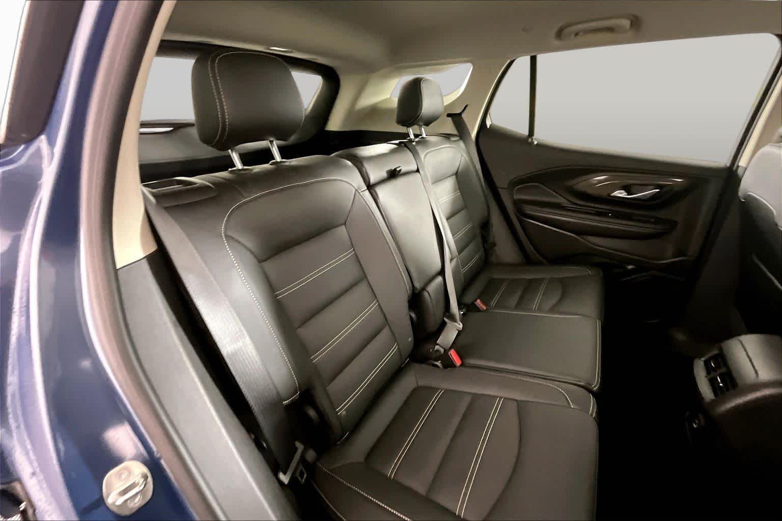 Used 2024 Downpour Metallic GMC Denali image 19