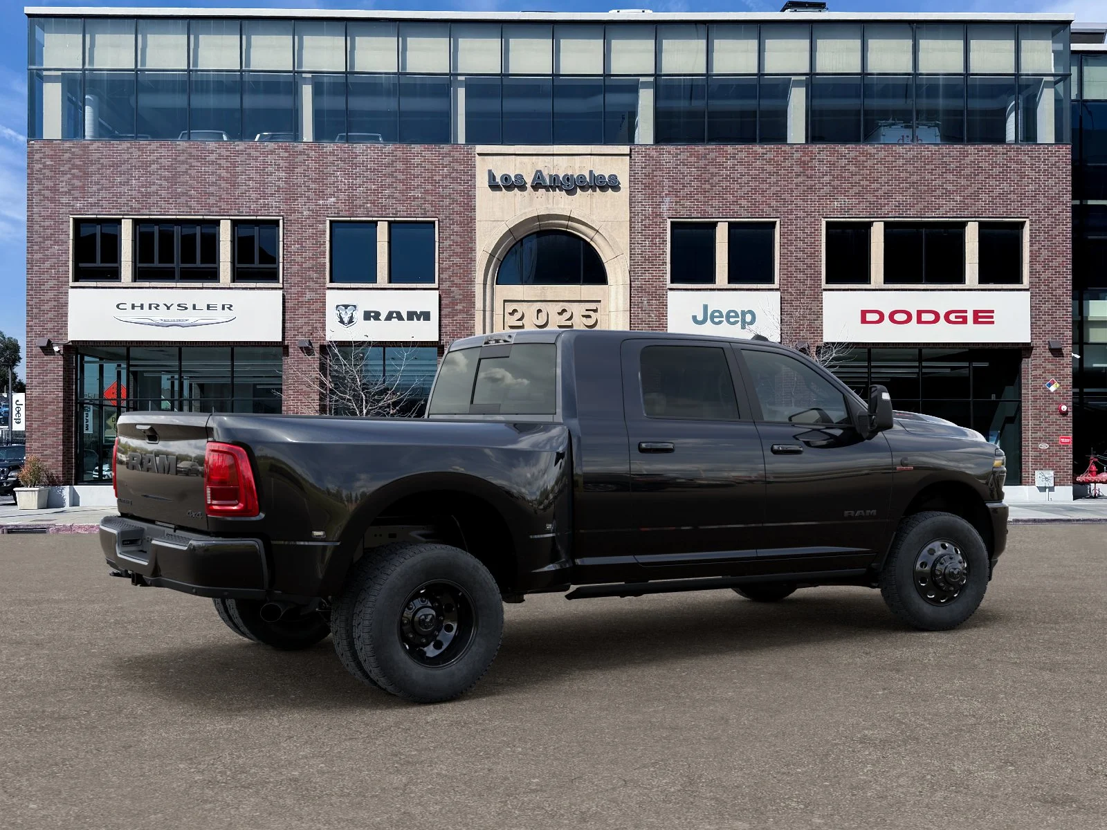 New 2026 Diamond Black Crystal Pearl-Coat Exterior Paint RAM Laramie image 30