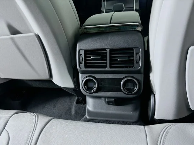 New 2026 Green Land Rover Dynamic SE image 24