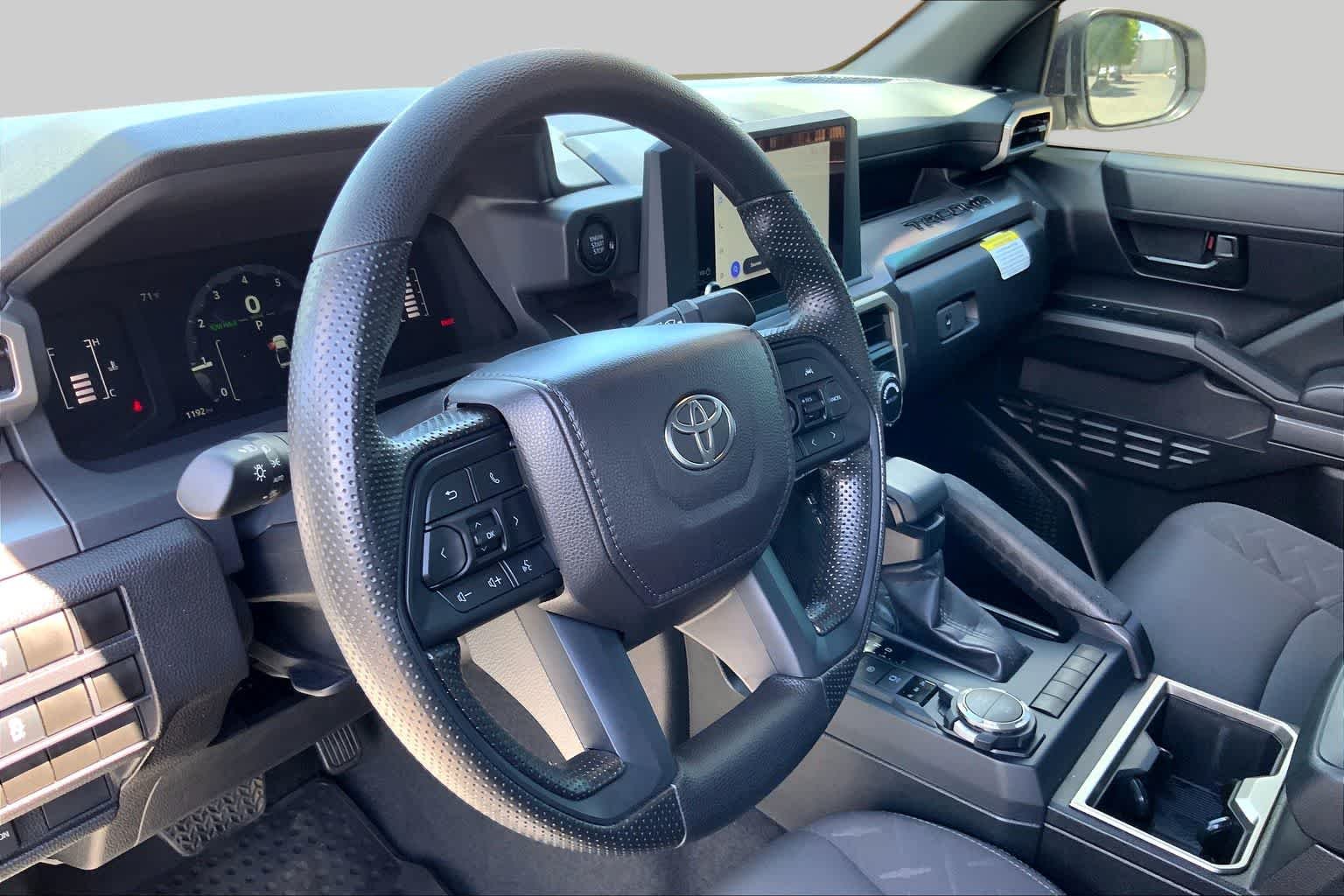 Used 2026 Ice Cap Toyota SR5 image 6