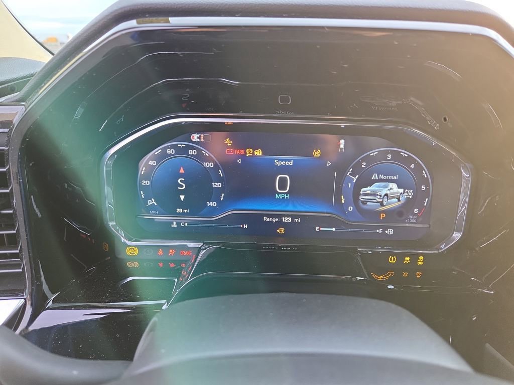 2025 Chevrolet Silverado 1500 RST - Photo 13