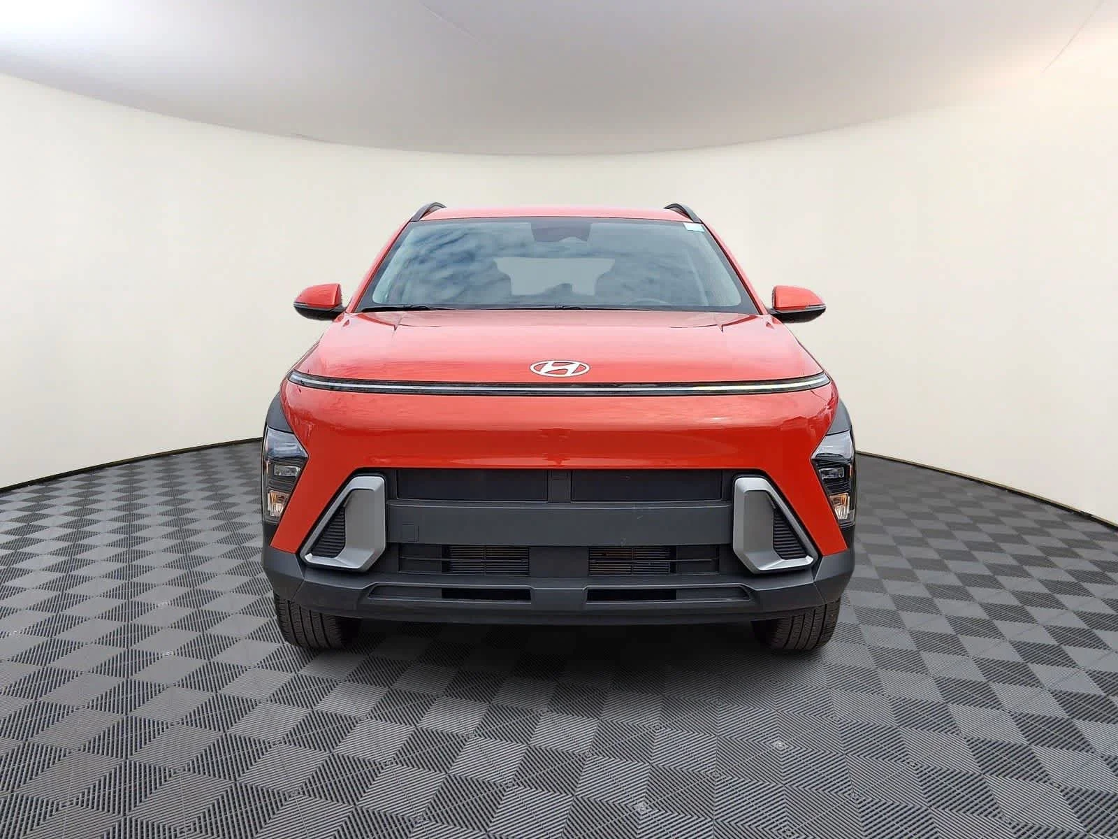 Used 2025 Soultronic Orange Pearl Hyundai SEL image 3