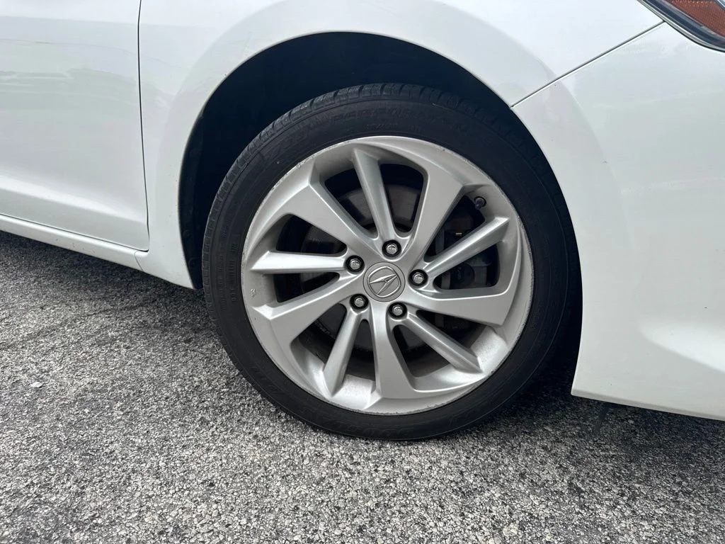 Used 2016 White Acura 2.4L image 11