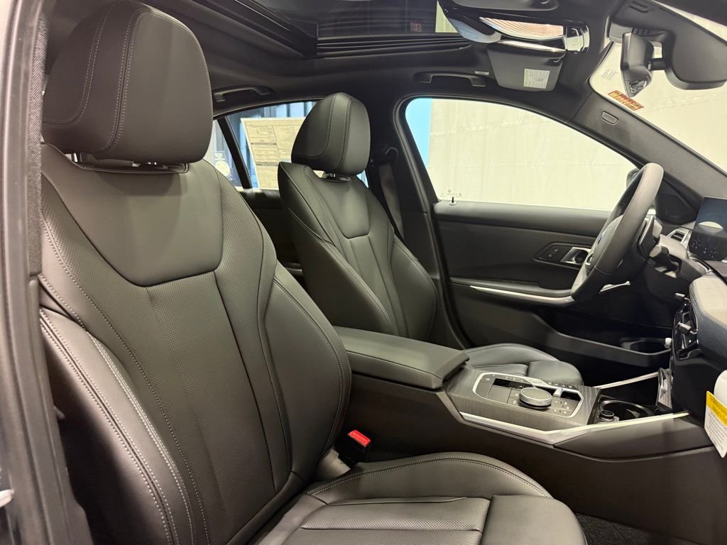 2026 BMW 3 Series 330i - Photo 27