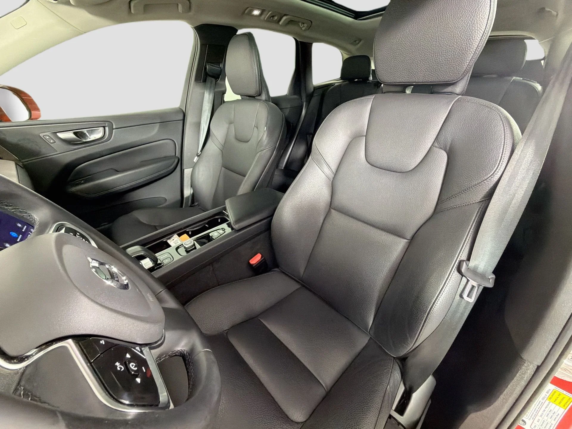 Certified Used 2023 Fusion Red Volvo Plus image 21