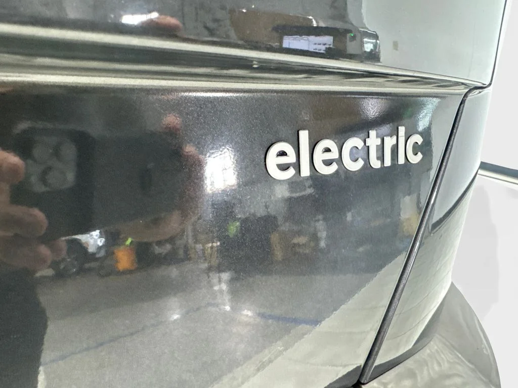 Used 2024 Gray Hyundai SEL image 23