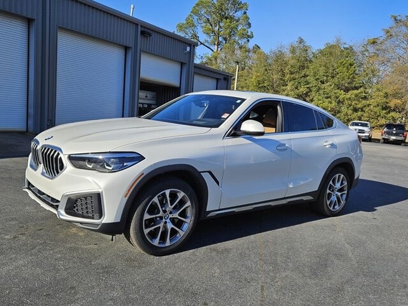 Used 2023 Mineral White Metallic BMW xDrive40i image 3