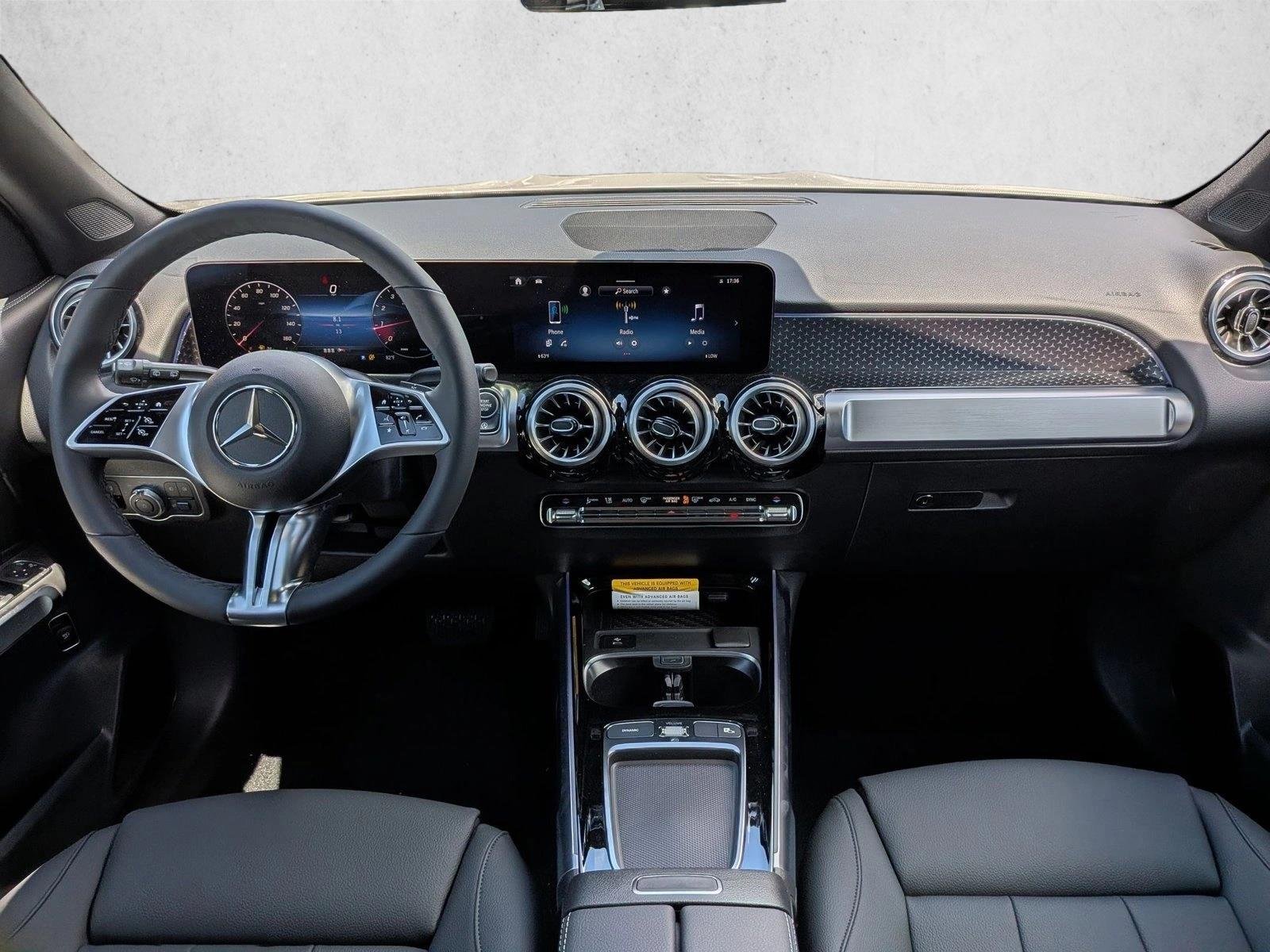 New 2026 Polar White Mercedes-Benz GLB250 image 16