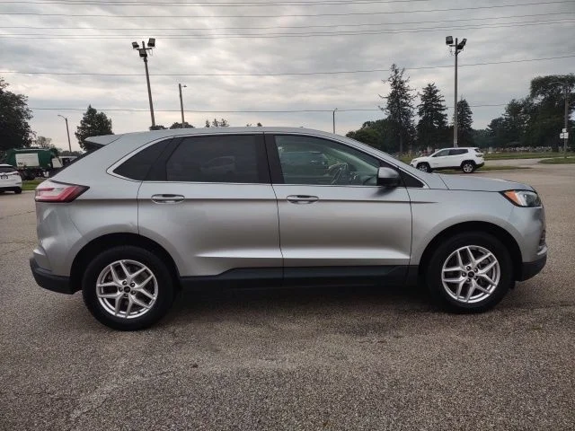 Certified Used 2023 Silver Ford SEL image 6