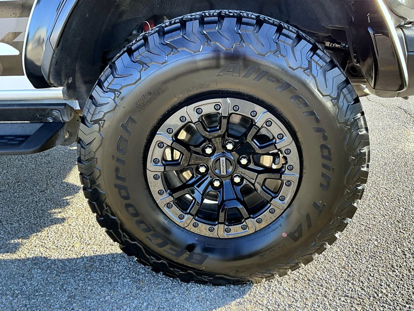 Used 2024 White Ford Raptor image 24