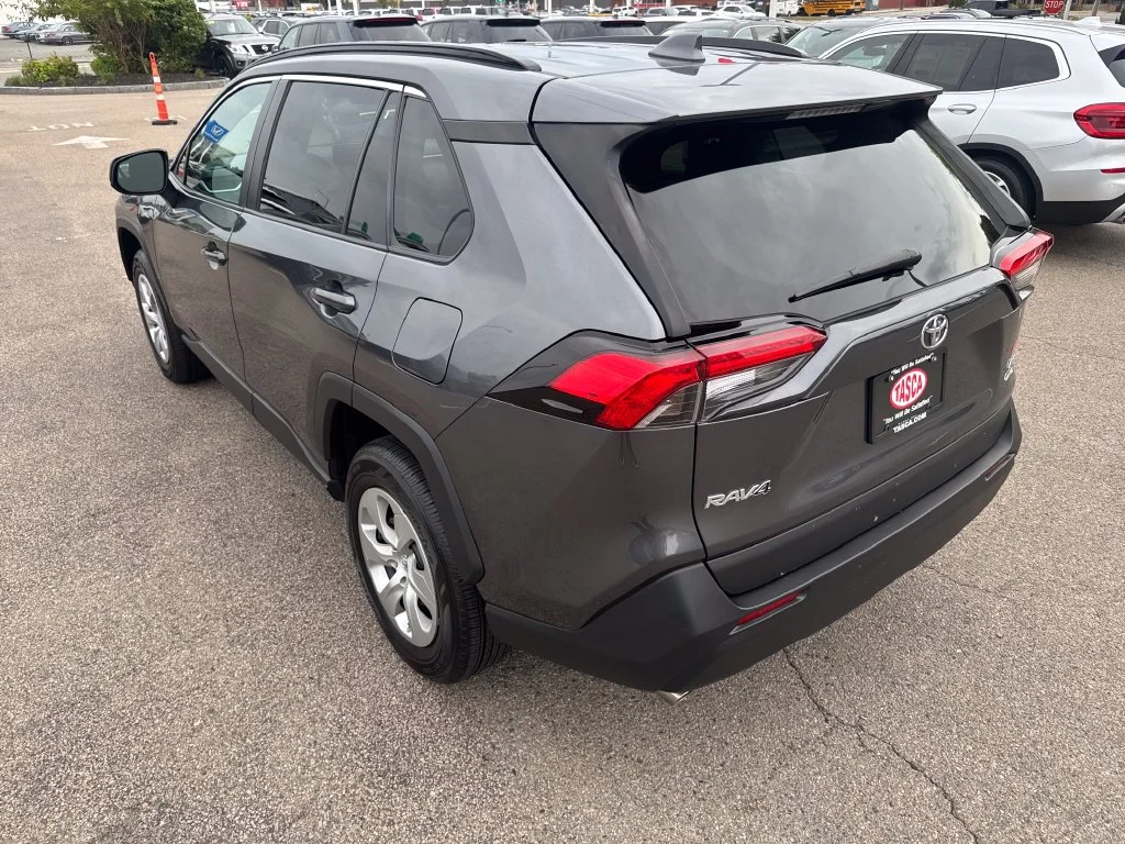 Used 2021 Gray Toyota LE image 5